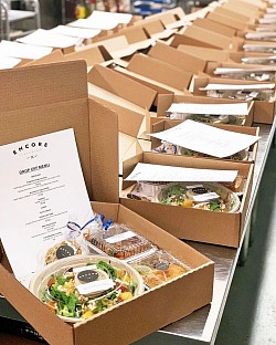 Elegant Lunch Packs